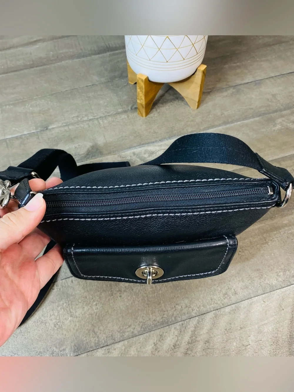 Coach Park Black Leather Crossbody Shoulder Bag Silver Hardware Turnlock